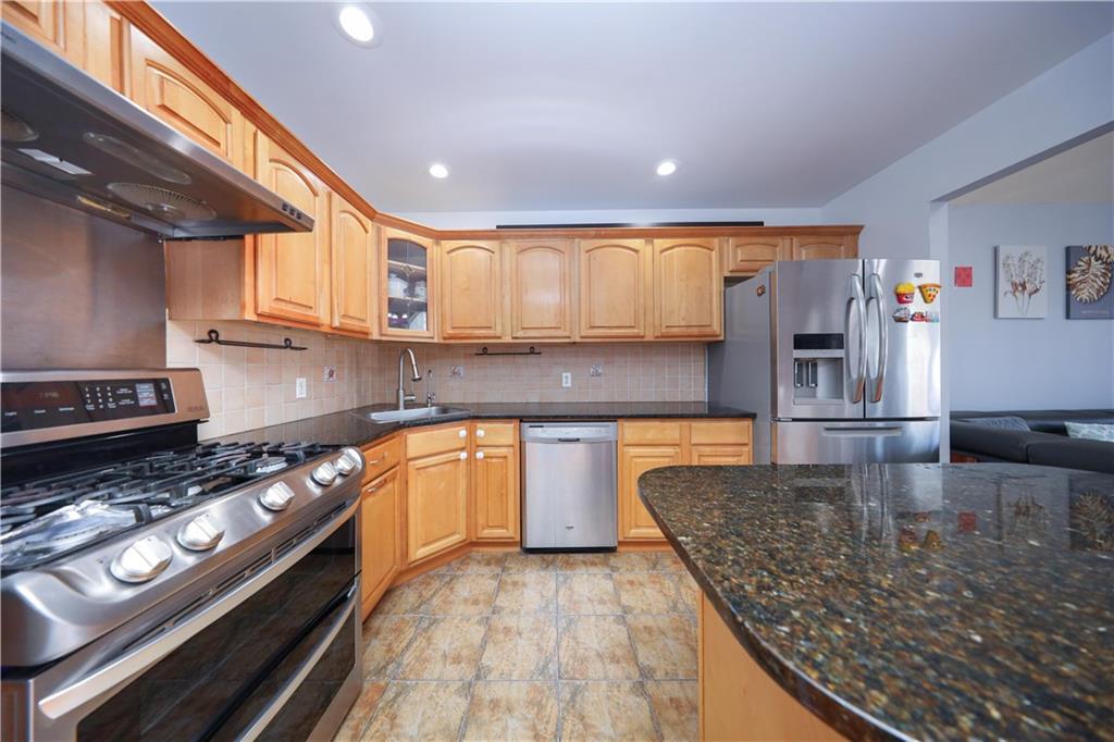 39 Bay 38th Street #3D, Brooklyn, New York image 15
