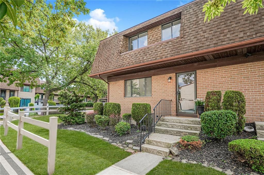 Photo of 458 Windham Loop #O, Staten Island, NY 10314 (MLS # 496842)