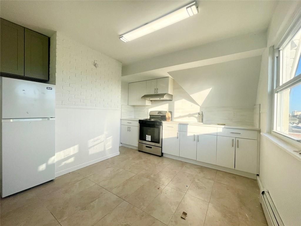 Photo of 145 Bay 11th Street, Brooklyn, NY 11228 (MLS # 500537)