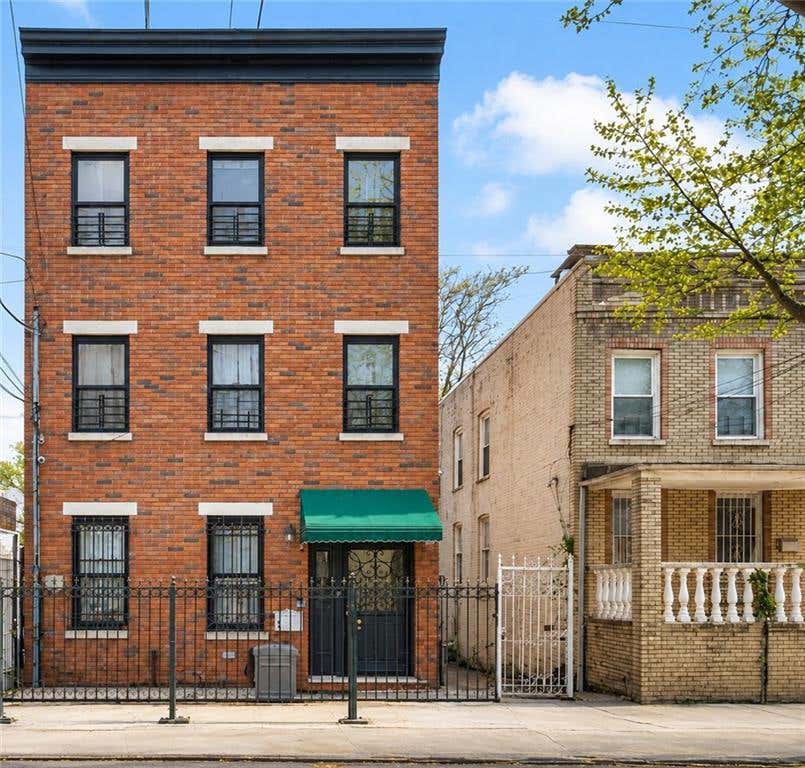 Photo of 425 Barbey Street, Brooklyn, NY 11207 (MLS # 503571)