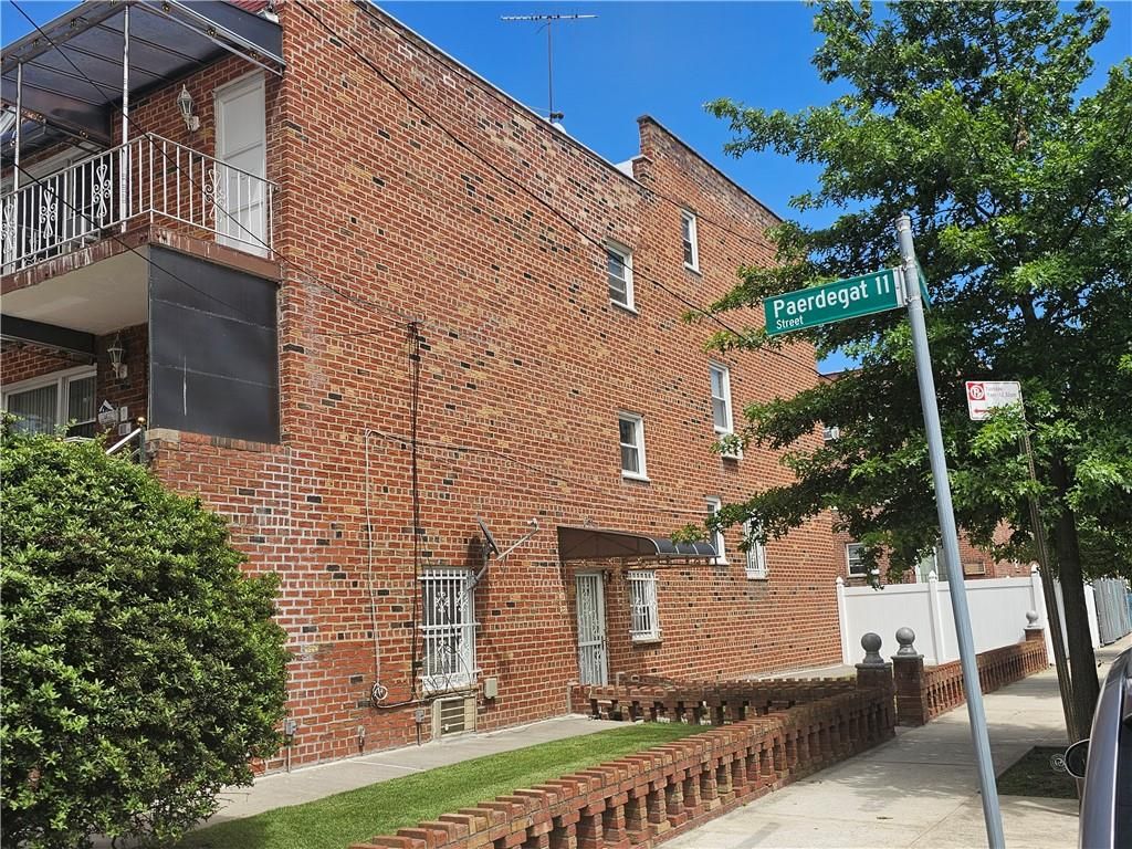 Photo of 2 Paerdegat 11th Street, Brooklyn, NY 11236 (MLS # 494021)