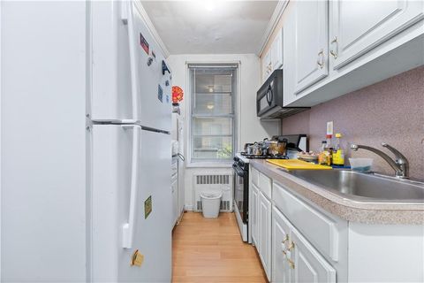Apartment For Sale - 2212 Brigham Street #1H<br/> Brooklyn, NY 11229