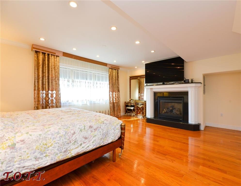 2307 66th Street, Brooklyn, New York image 13