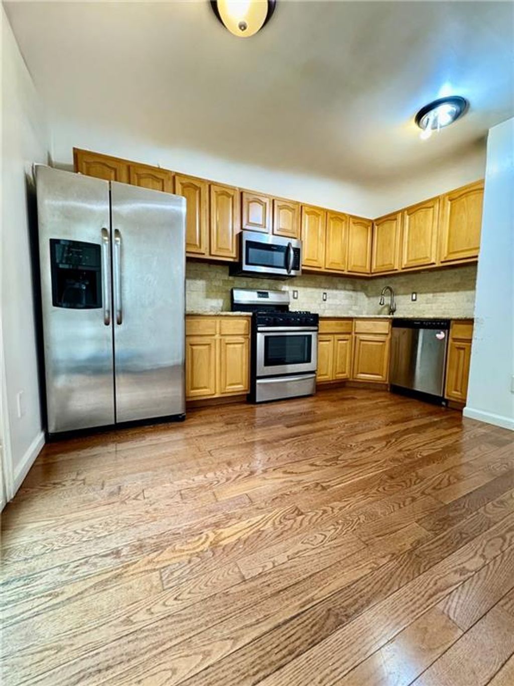 Photo of 40 Grove Avenue, Staten Island, NY 10302 (MLS # 499949)