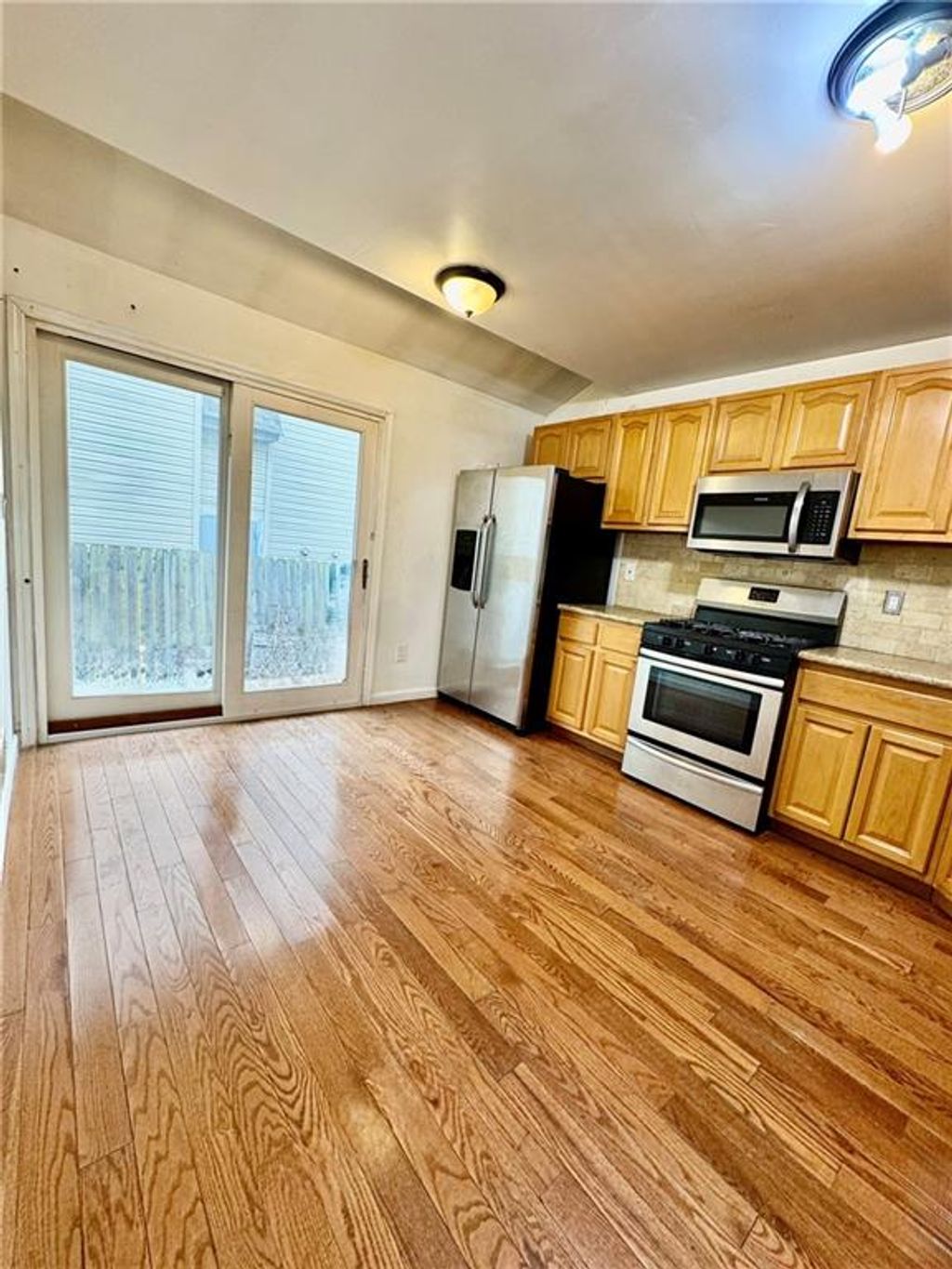 Photo of 40 Grove Avenue, Staten Island, NY 10302 (MLS # 499949)