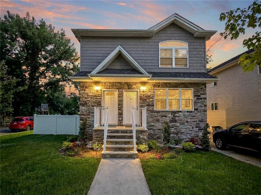 Photo of 40 Eugene Street, Staten Island, NY 10309 (MLS # 504960)
