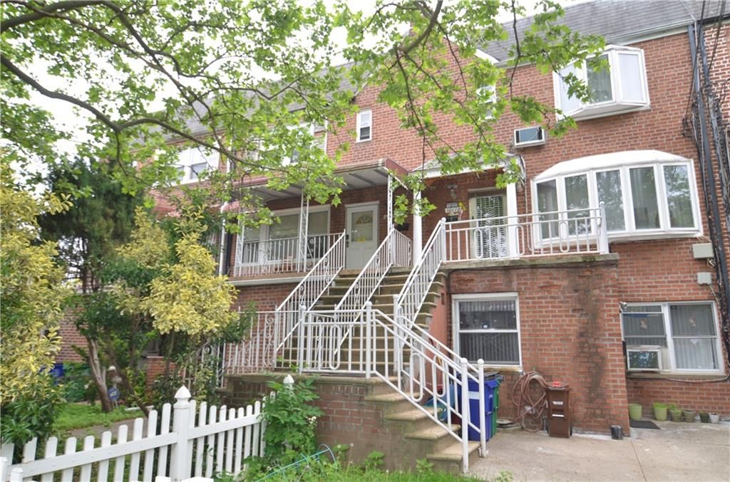 Photo of 10120 Avenue J, Brooklyn, NY 11236 (MLS # 494430)