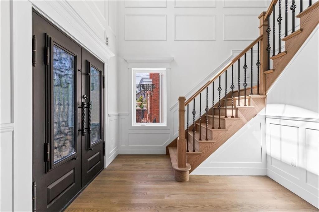Photo of 197 Finlay Avenue, Staten Island, NY 10307 (MLS # 504351)
