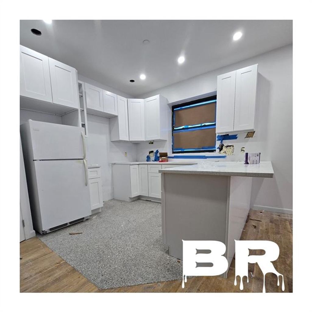 Photo of 1111 Sheepshead Bay Road #1B, Brooklyn, NY 11229 (MLS # 500454)