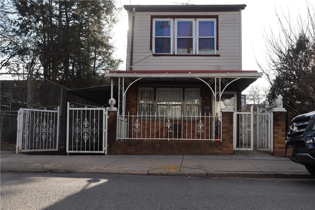 Photo 1 of 11 — 760 East 86th Street, Brooklyn, NY 11236