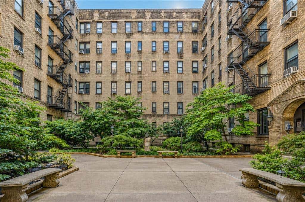Photo of 7101 Colonial Road #R3F, Brooklyn, NY 11209 (MLS # 503993)