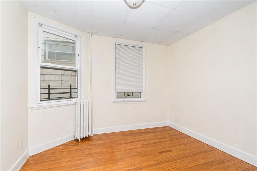 Photo of 380 Saint Mark's Place #1, Brooklyn, NY 10301 (MLS # 500761)