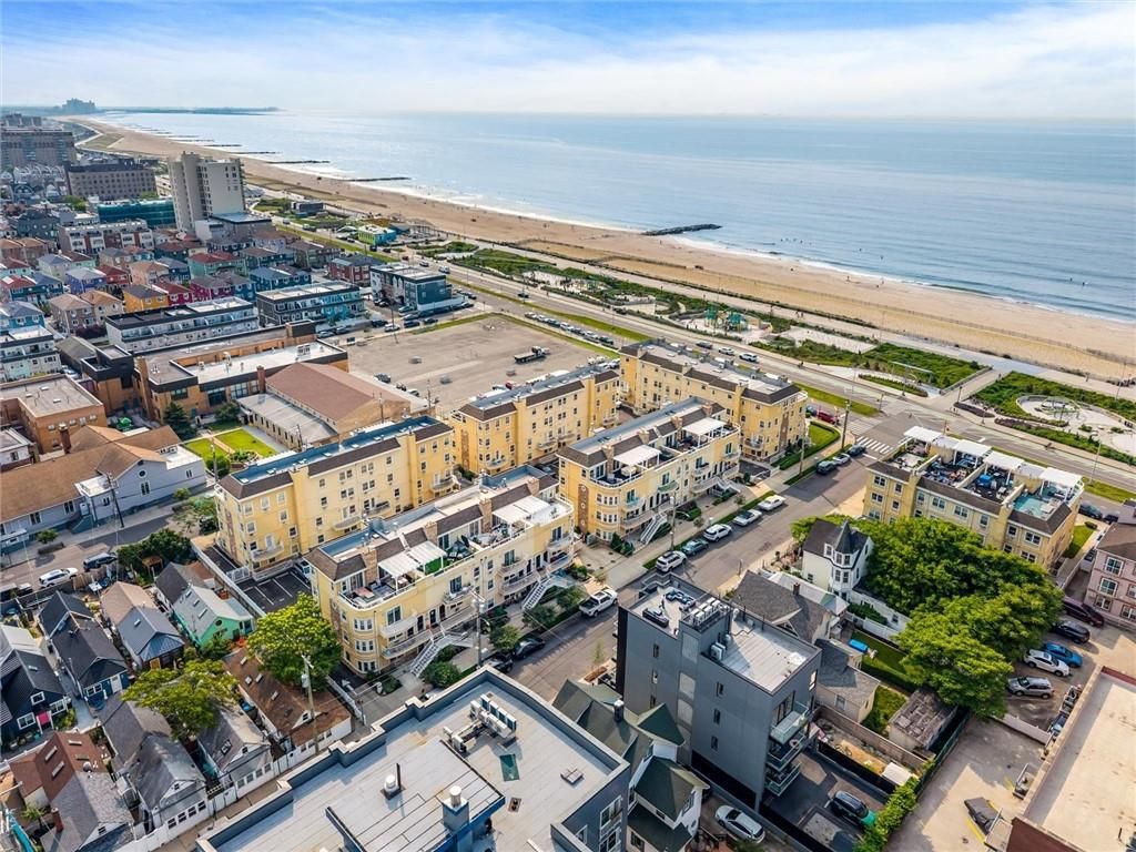 Photo of 188 Beach 101st Street #1B, Rockaway Park, NY 11694 (MLS # 502671)
