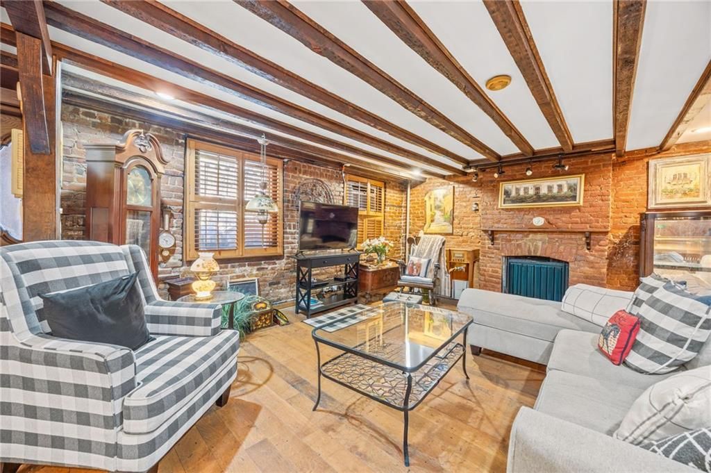 Photo of 32 Douglass Street, Brooklyn, NY 11231 (MLS # 497167)