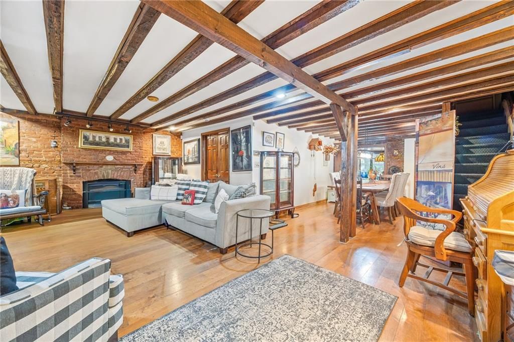 Photo of 32 Douglass Street, Brooklyn, NY 11231 (MLS # 497167)