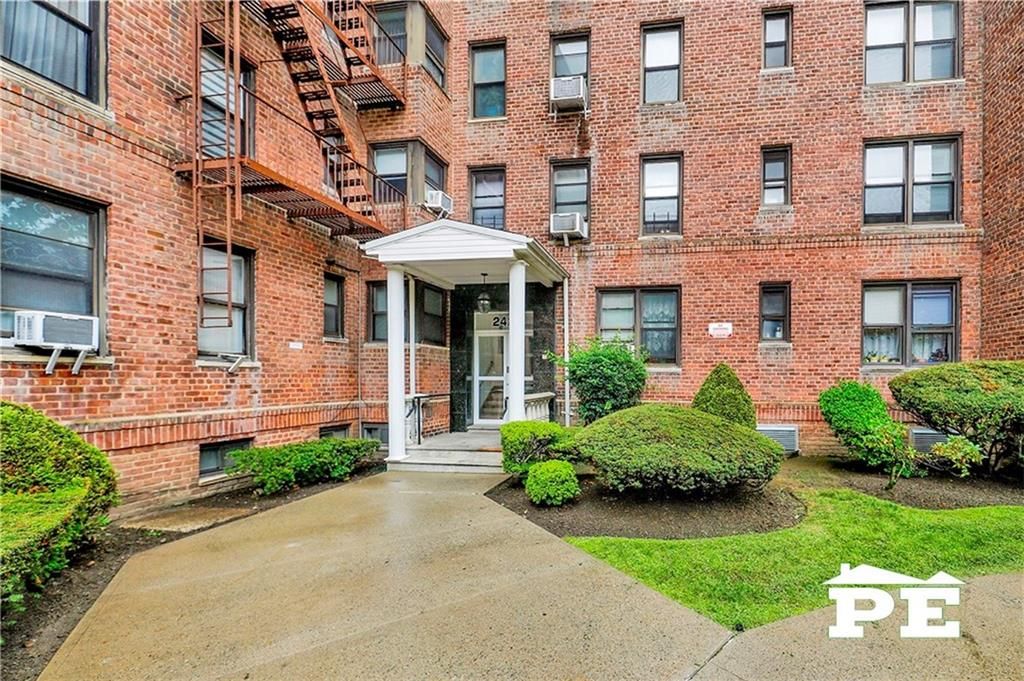 Photo of 2425 Haring Street #4G, Brooklyn, NY 11235 (MLS # 495234)