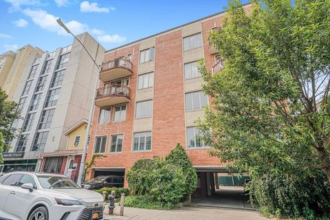 Homes For Sale - 3034 Brighton 1st Street #5<br/> Brooklyn, NY 11235
