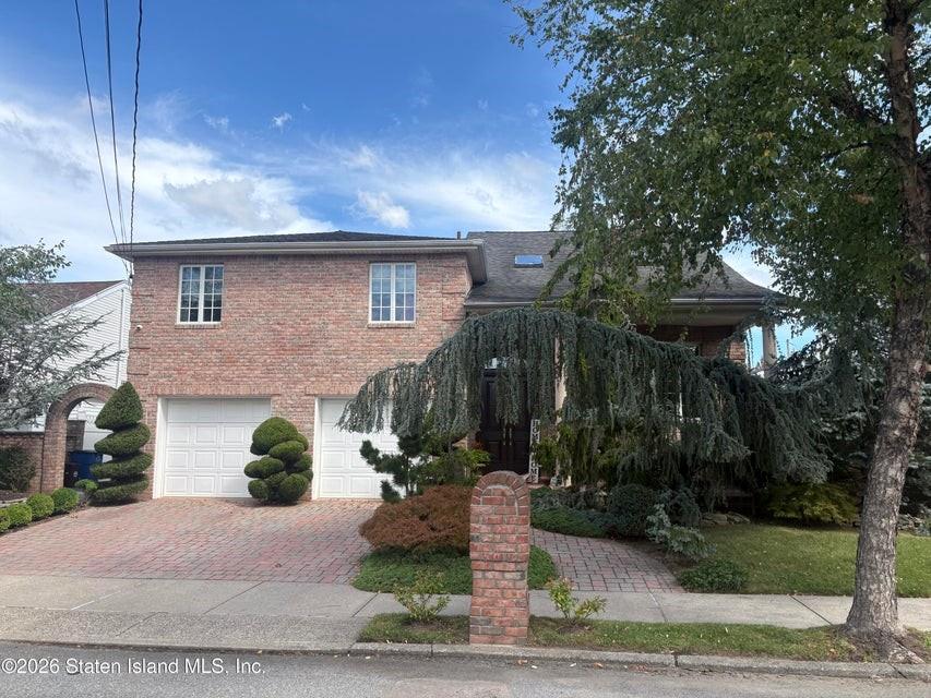 Photo of 337 Thomas Street, Staten Island, NY 10306 (MLS # 505433)