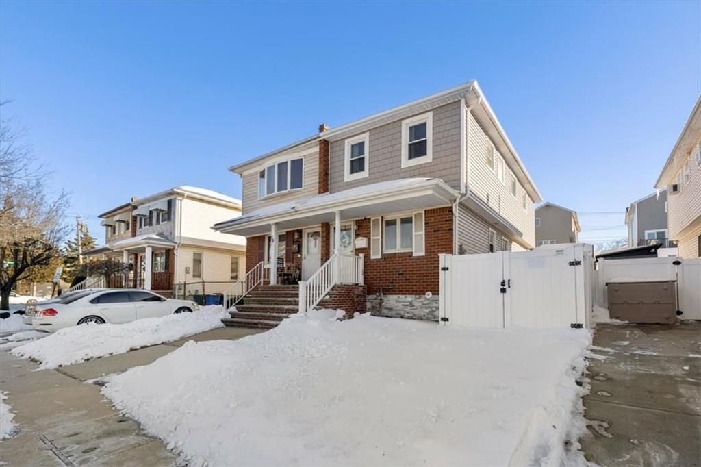 Photo of 76 Brandis Avenue, Staten Island, NY 10308 (MLS # 498818)