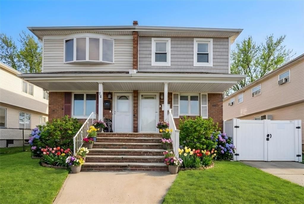 Photo of 76 Brandis Avenue, Staten Island, NY 10308 (MLS # 498818)