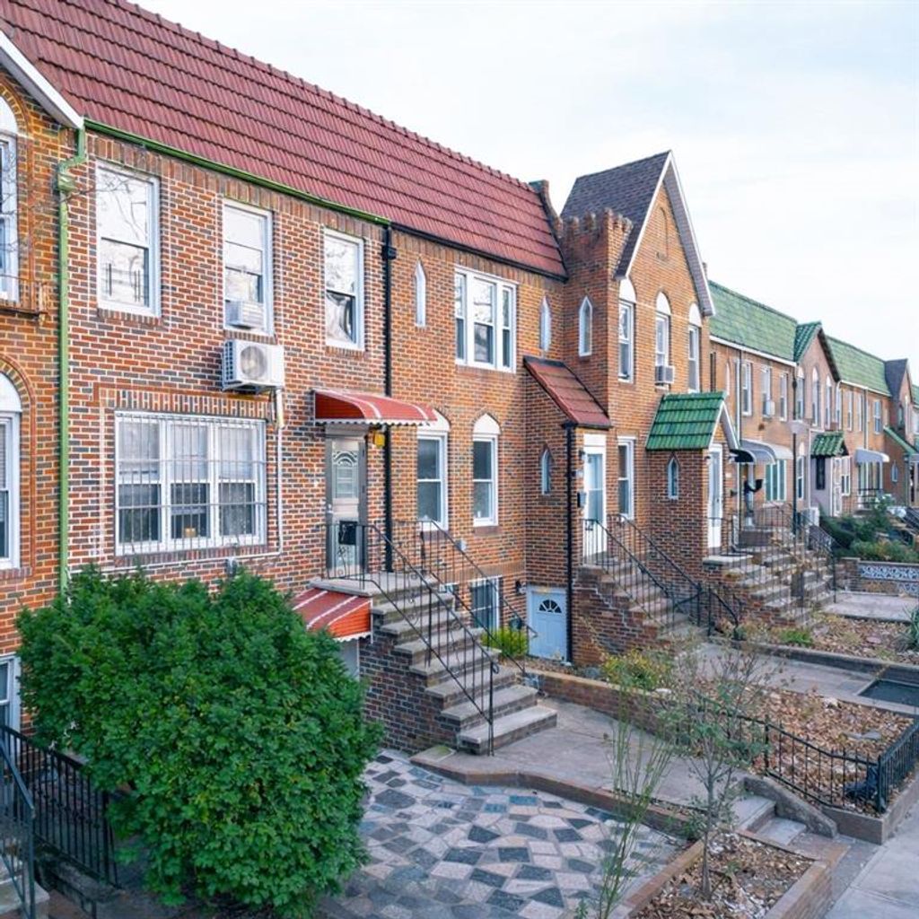 Photo of 1953 28th Street, Brooklyn, NY 11229 (MLS # 498385)