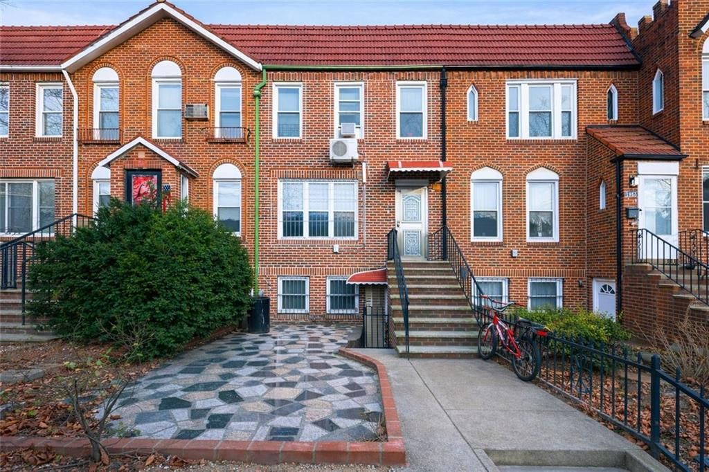 Photo of 1953 28th Street, Brooklyn, NY 11229 (MLS # 498385)