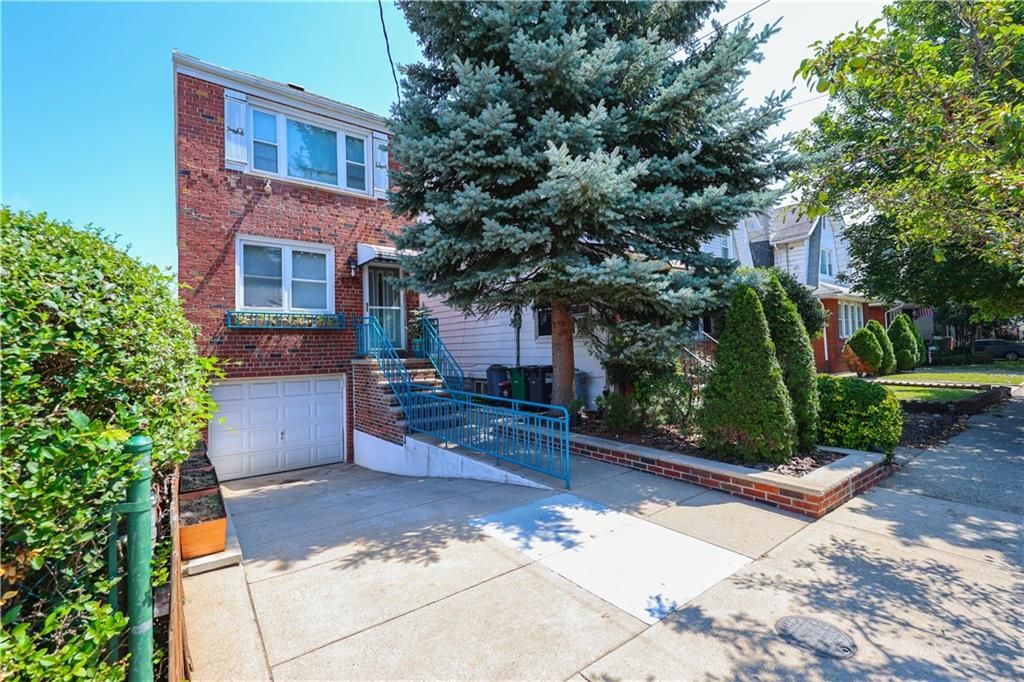 Photo of 1715 Hendrickson Street, Brooklyn, NY 11234 (MLS # 494954)