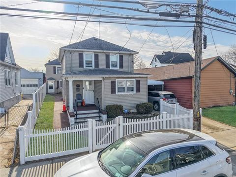 Multifamily For Sale - 109 Roger Avenue<br/> Inwood, NY 11096