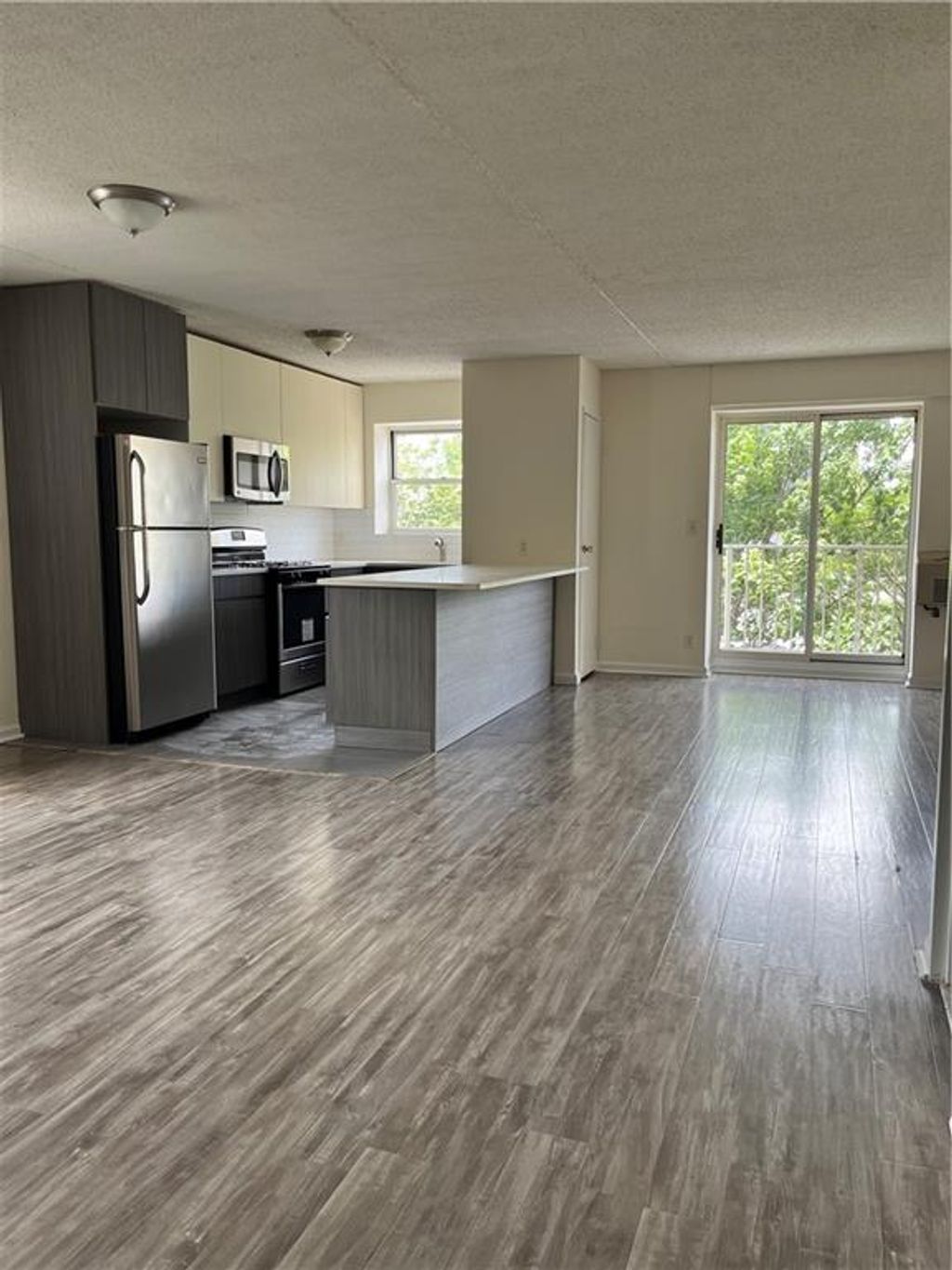 Photo of 2955 Shell Road #3D, Brooklyn, NY 11224 (MLS # 495267)