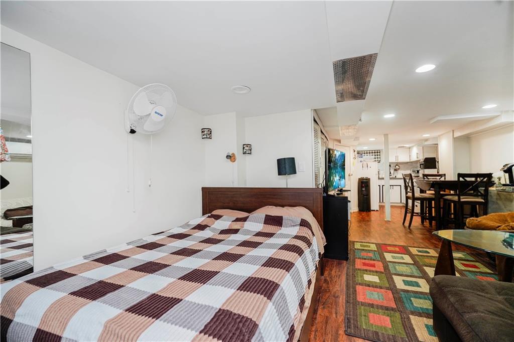 286 Bay 10th Street, Brooklyn, New York image 4