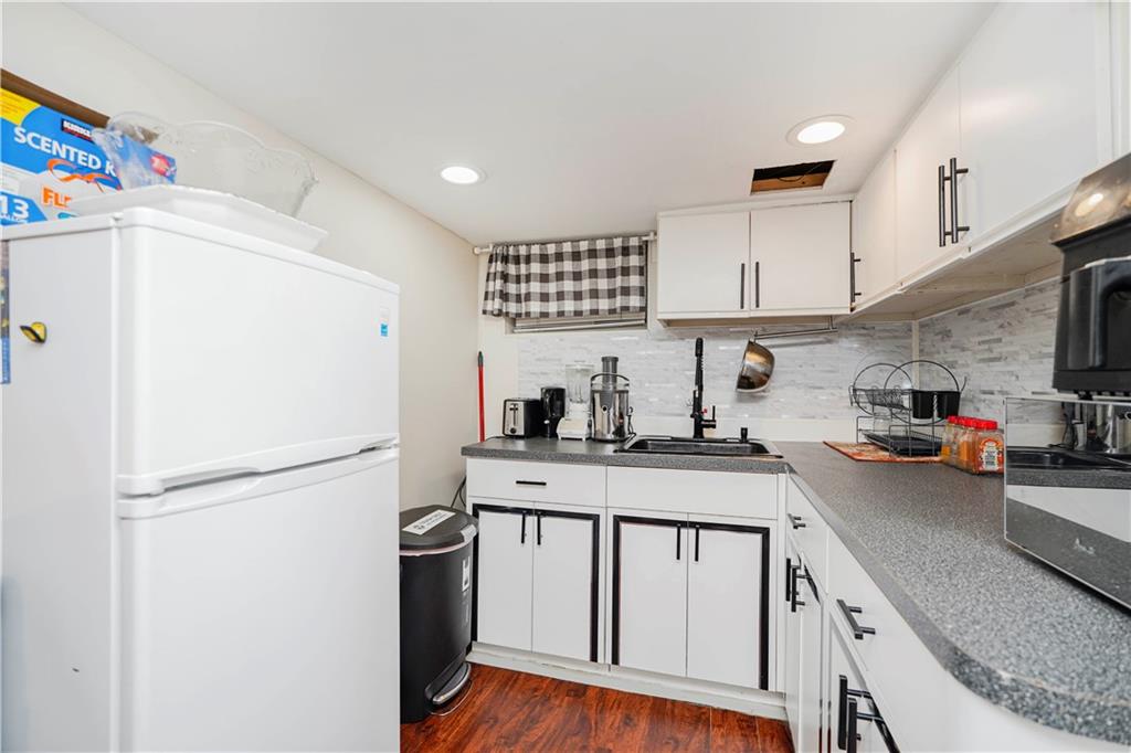 286 Bay 10th Street, Brooklyn, New York image 8