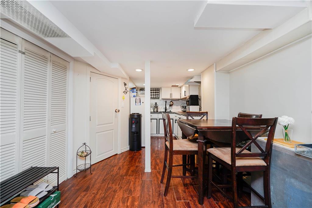 286 Bay 10th Street, Brooklyn, New York image 6