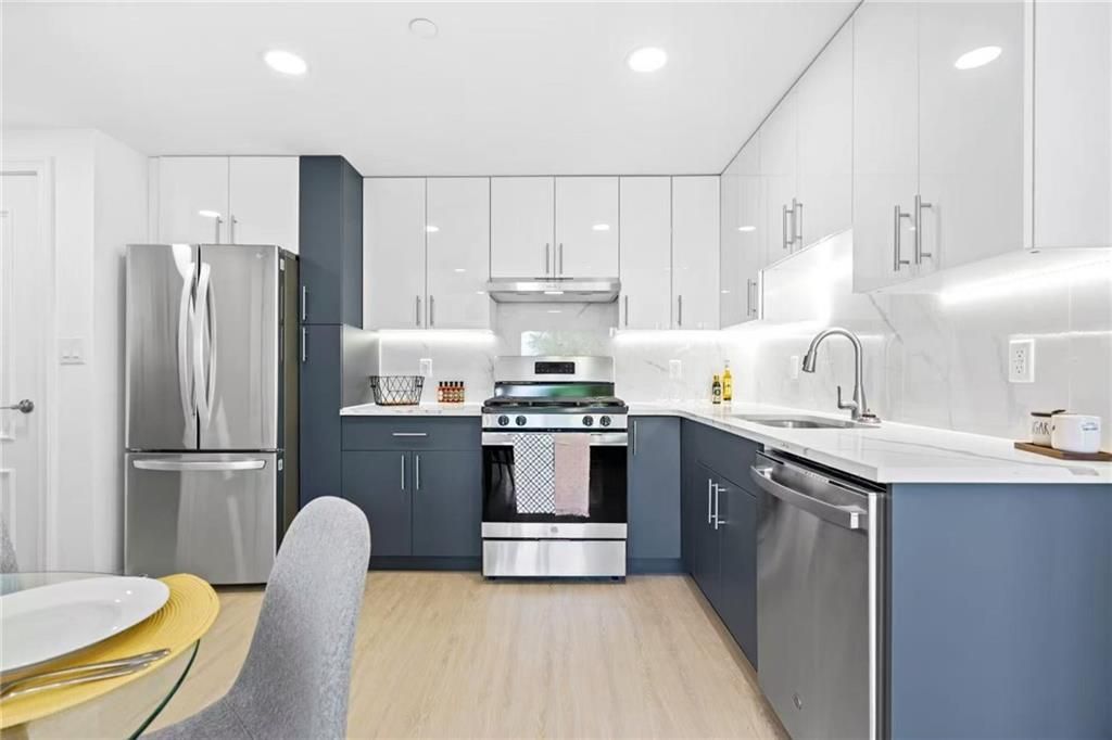 Photo of 42-80 Main Street #5E, Flushing, NY 11355 (MLS # 498847)