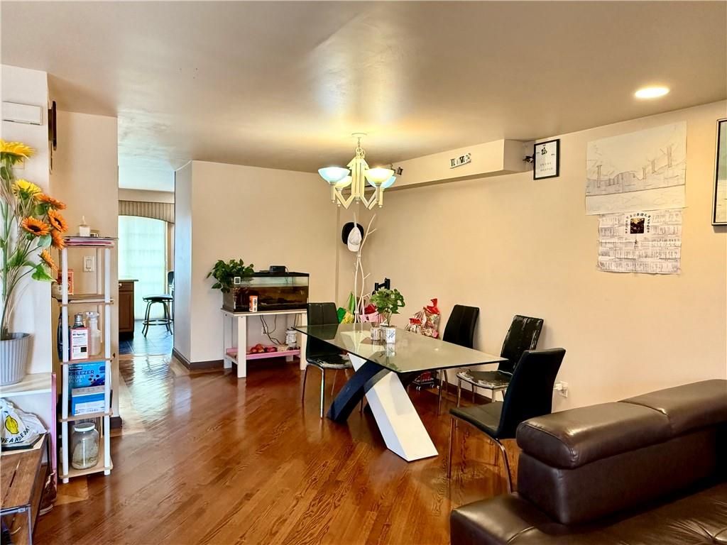 Photo of 16 Shale Street, Staten Island, NY 10314 (MLS # 499158)