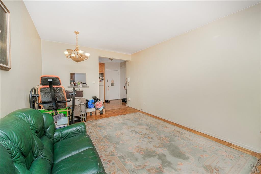 770 Ocean Parkway #2M, Brooklyn, New York image 3