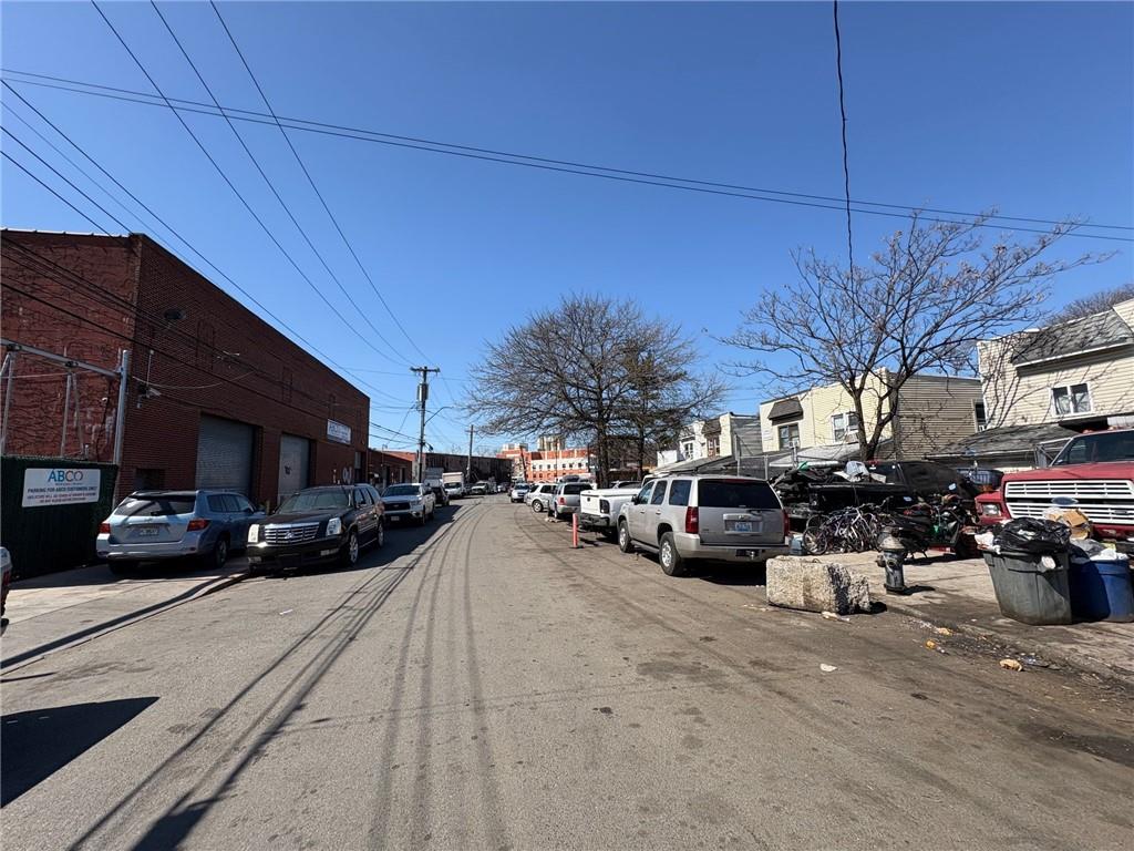 21 Preston Court, Brooklyn, New York image 8
