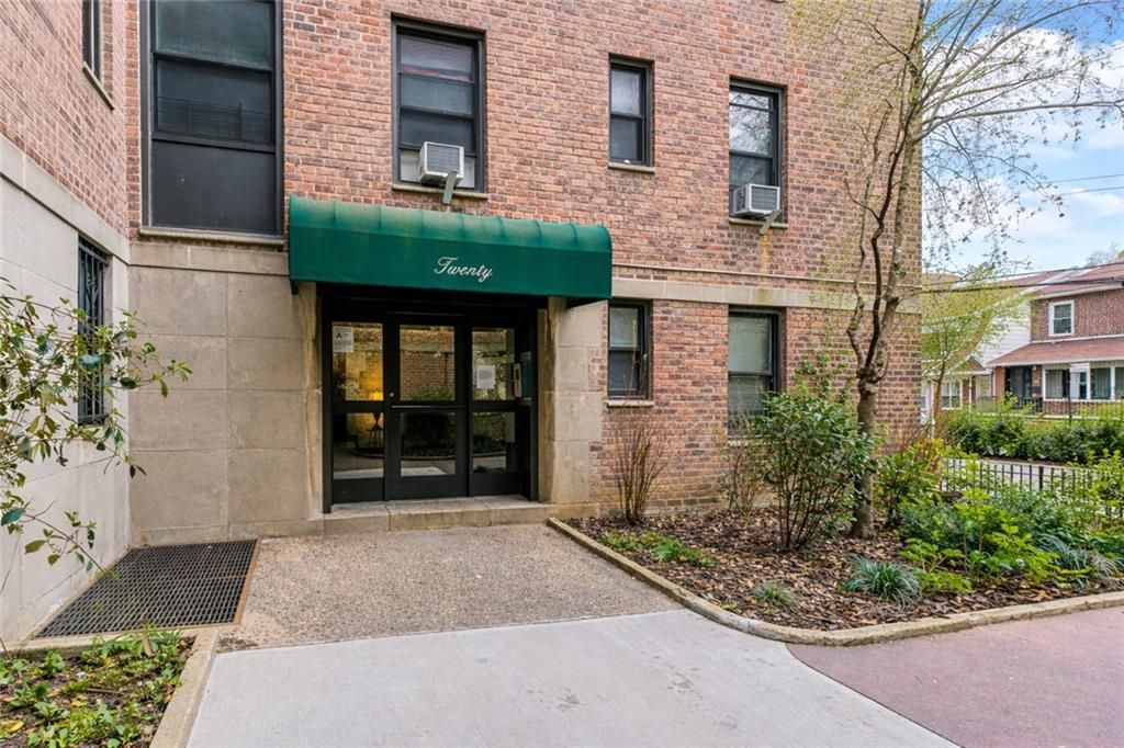 Photo of 20 89th Street #3A, Brooklyn, NY 11209 (MLS # 500471)