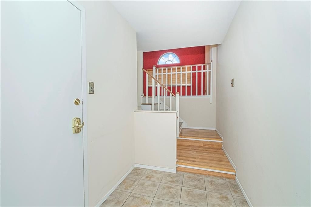 Photo of 709 Correll Avenue, Staten Island, NY 10309 (MLS # 500372)