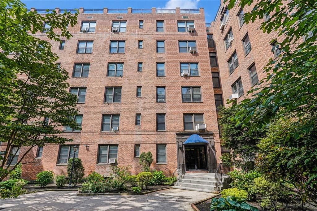 Photo of 25 Oliver Street #4A, Brooklyn, NY 11209 (MLS # 501769)