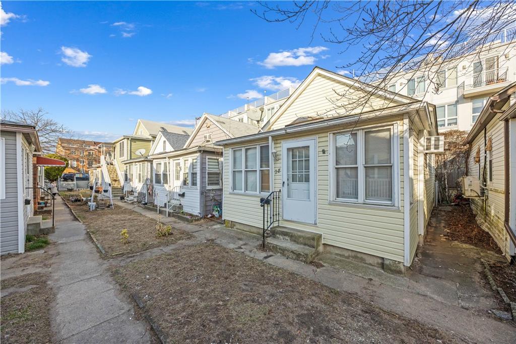 30 Bogardus Street, Brooklyn, New York image 1