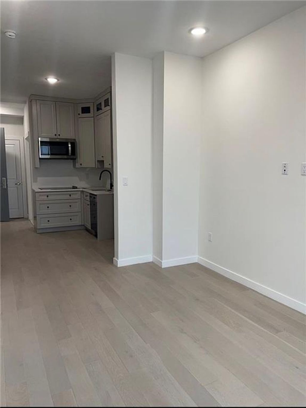 Photo of 1657 19th Street #8A, Brooklyn, NY 11229 (MLS # 501275)