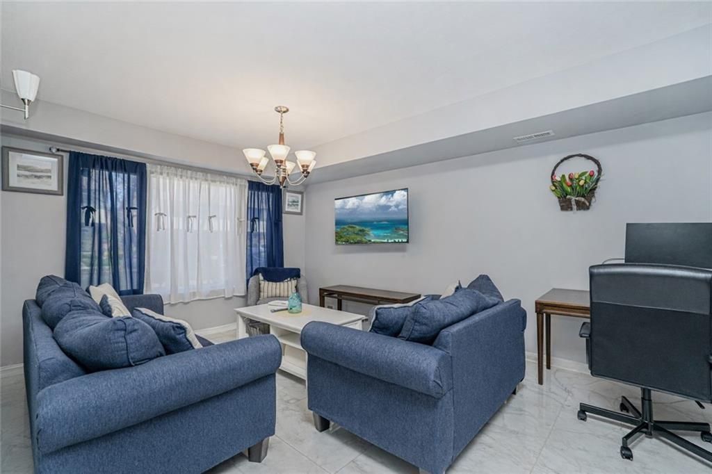 Photo of 66 Rolling Hill Green, Staten Island, NY 10312 (MLS # 500338)