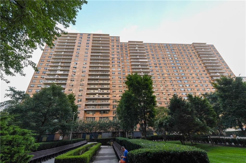 Photo of 444 Neptune Avenue #4F, Brooklyn, NY 11224 (MLS # 495828)