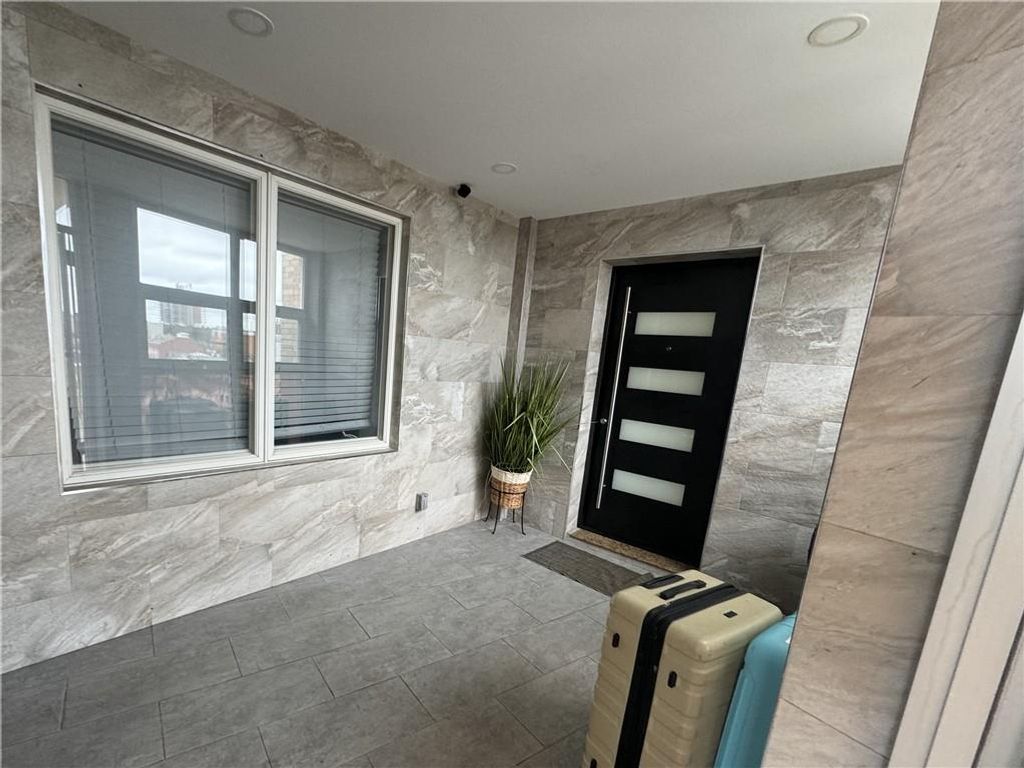 Photo of 63 Brighton 2nd Place #4B, Brooklyn, NY 11235 (MLS # 500065)