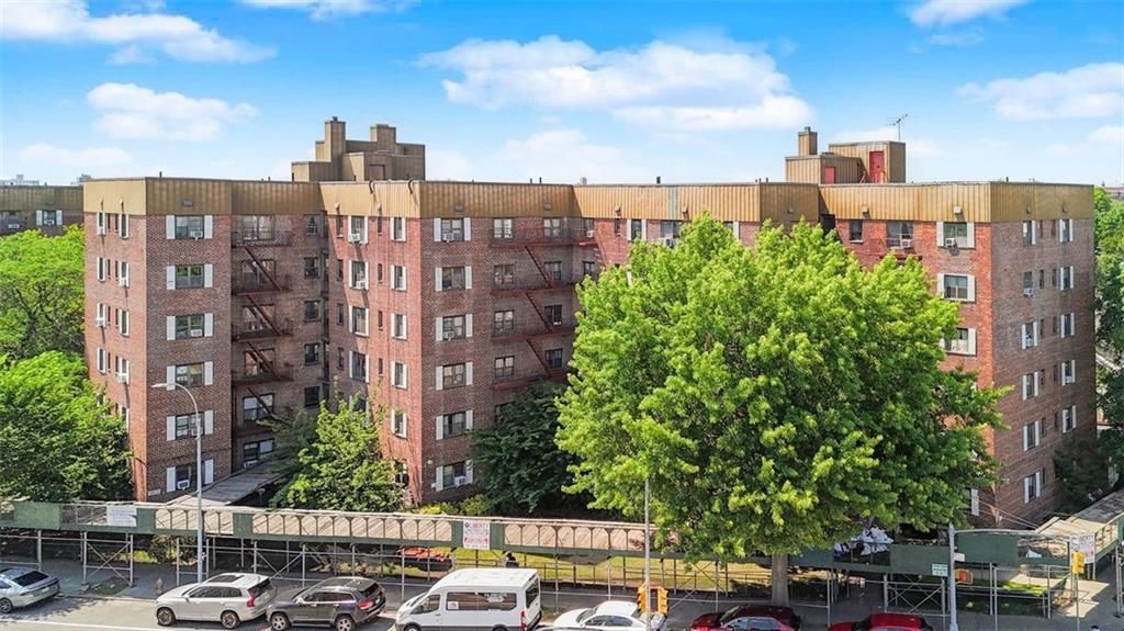 Photo of 2821 Kings Highway #6L, Brooklyn, NY 11229 (MLS # 494049)
