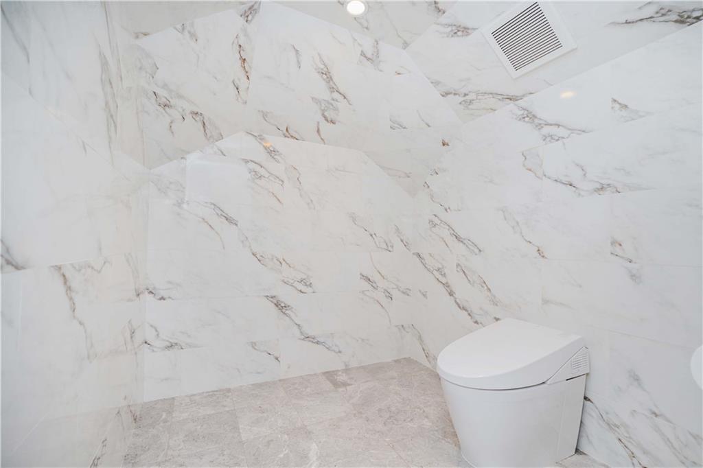 86 Gaylord Drive, Brooklyn, New York image 31