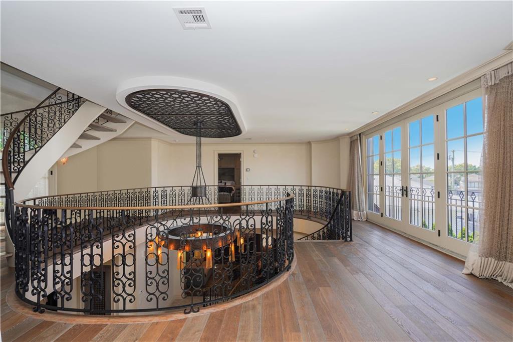 86 Gaylord Drive, Brooklyn, New York image 19
