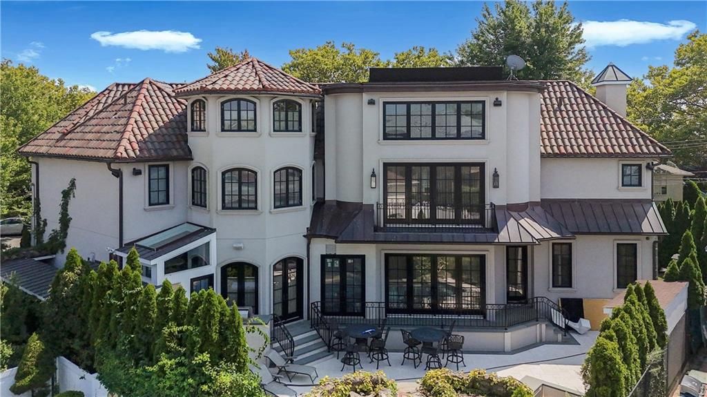 Photo of 86 Gaylord Drive, Brooklyn, NY 11234 (MLS # 485612)