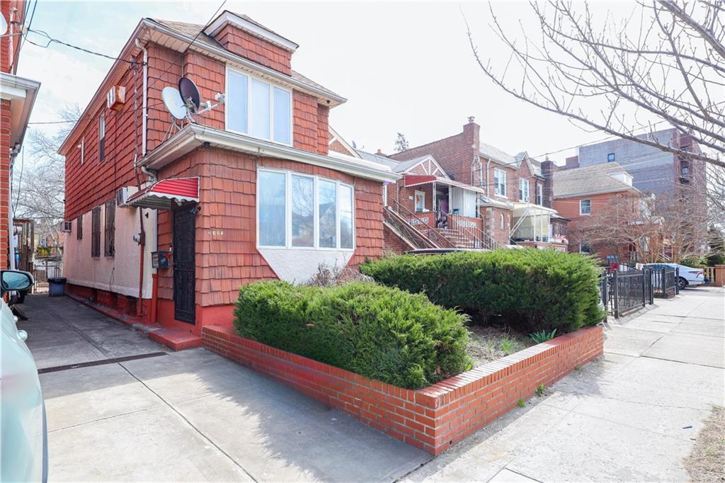 2121 17th Street, Brooklyn, New York image 3