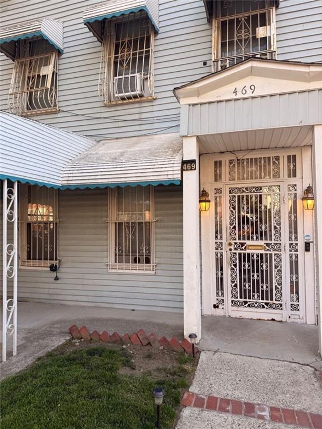 Photo of 469 Van Siclen Avenue, Brooklyn, NY 11207 (MLS # 501570)